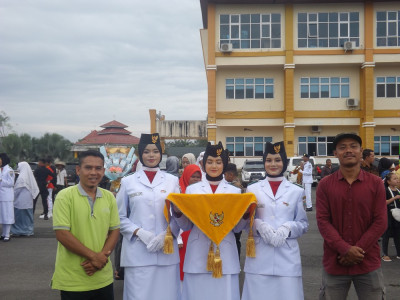 Siswi SMAN 2 Pasaman dalam PASKIBRAKA Kab. Pasaman Barat 2023 